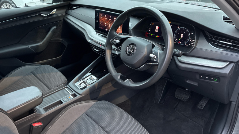 Skoda Octavia 1.4 TSI iV SE Technology DSG 5dr Hatchback